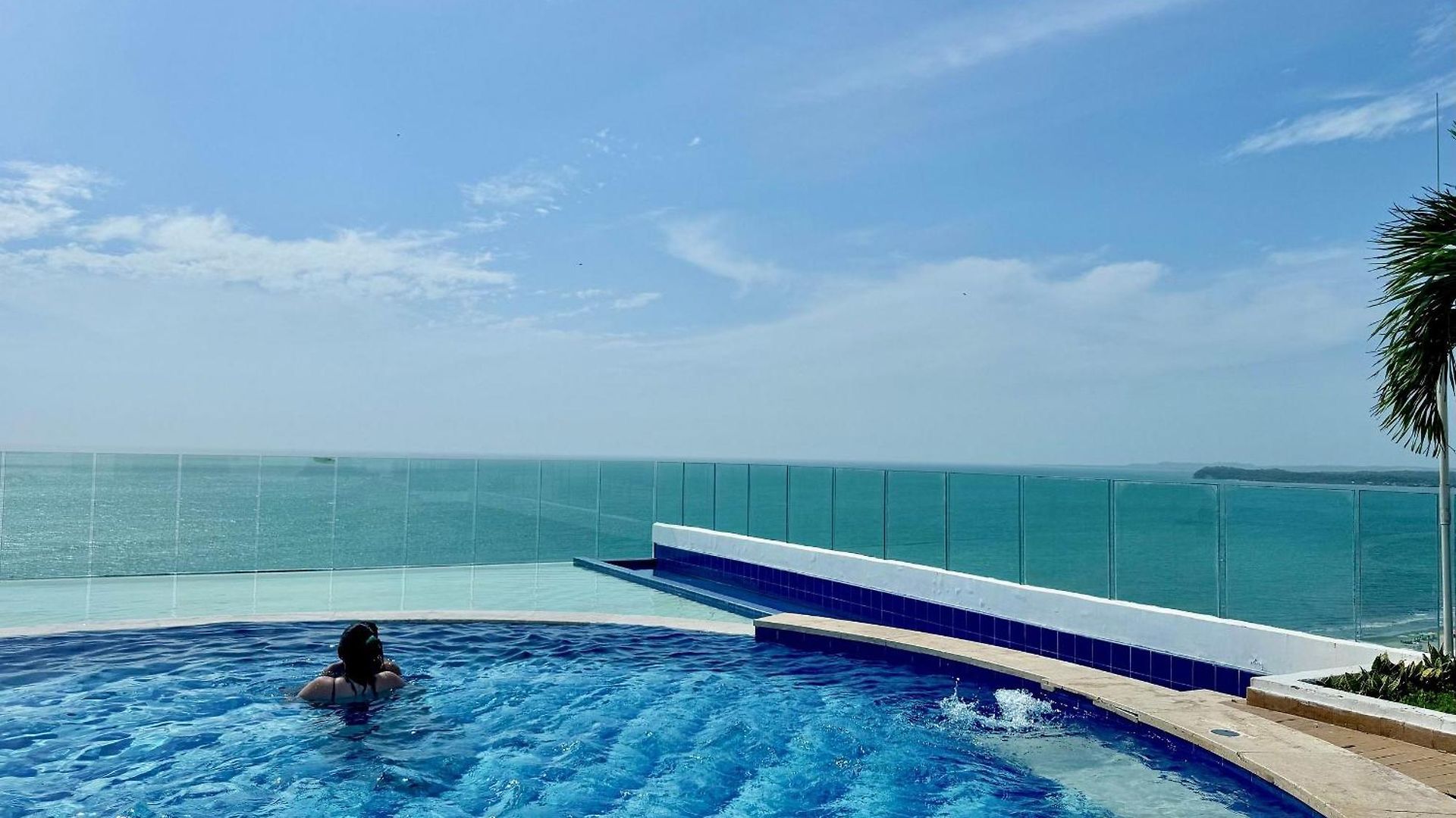 1 Morros. Vista Mar Y Salida Playa Cartagena